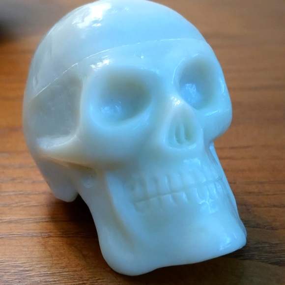 Skull Glow in The Dark Maracka Hand Shaker Music Maker - Picture 16 of 17